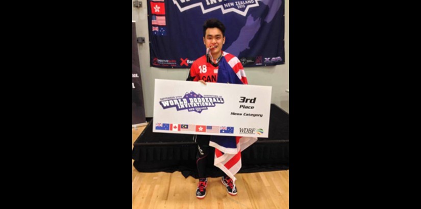  WINNING GRIN: Captain of UCSI’s dodgeball team – Devil’s Dukes – Robert Ng Chee Keong, who was recognised as the Most Valuable Player (MVP) of the Malaysian team, strikes a pose for the camera after the World Dodgeball Invitational 2013 in New Zealand.