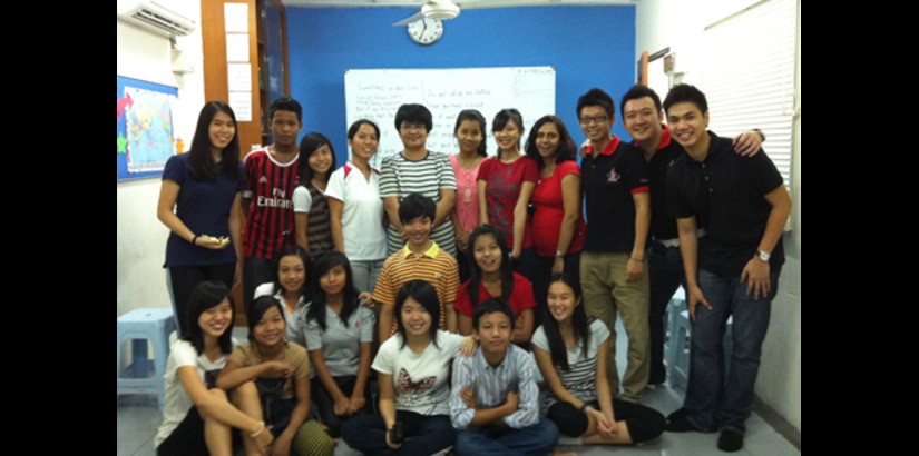  The UCSI University Alumni met some of the children of the Myanmar Refugee Center after a Food Donation Drive held within UCSI University.