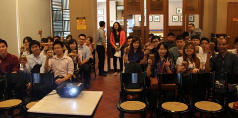 YUMMY! UCSI University students get a delicious treat in the form of the Old Town White Coffee beverage.